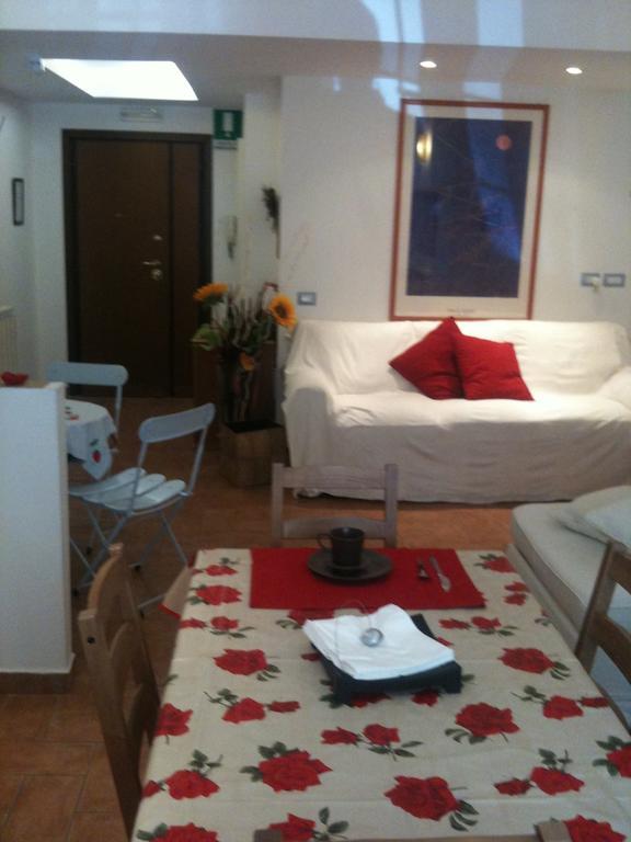 Bed and Breakfast Casa Degli Ubaldi à Rome Extérieur photo